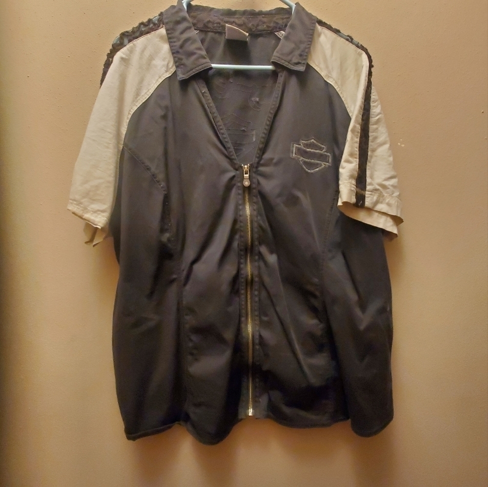 Womens - Picture 2 of 9